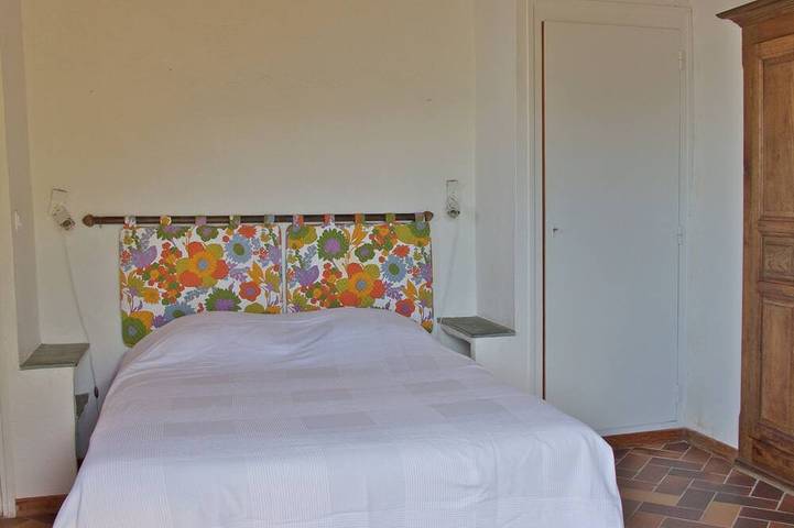 Location de vacances pour 10 personnes, avec terrasse et jardin, animaux acceptés à Morsiglia - 4