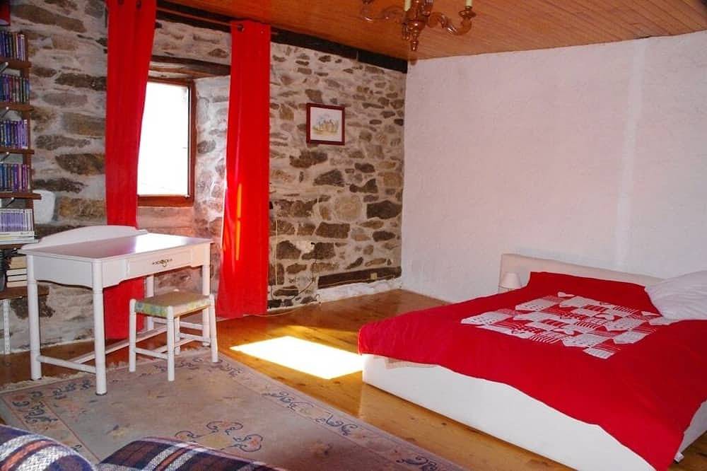 Authentique maison cévenole du 19° proche des Vans in Malons-et-Elze, Parc national des Cévennes