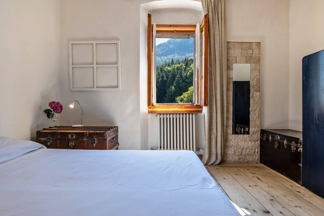 Appartement entier, Appartement "Casa Nel Borgo Iris" avec vue sur la montagne et jardin commun in Breguzzo, Sella Giudicarie