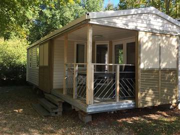 Mobil home pour 7 personnes, avec terrasse à Luynes
