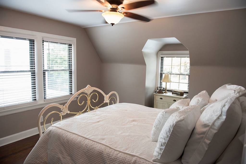 Urige 1932 \"Bissman Cottage\" komplett renoviert, in der historischen Innenstadt in Springfield (MO), Greene County (MO)