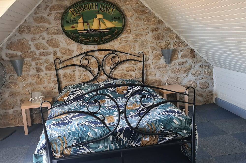 Petite Maison Proche Bourg et à 4km des Plages de Sable Blanc in Cléder, Ceinture Dorée