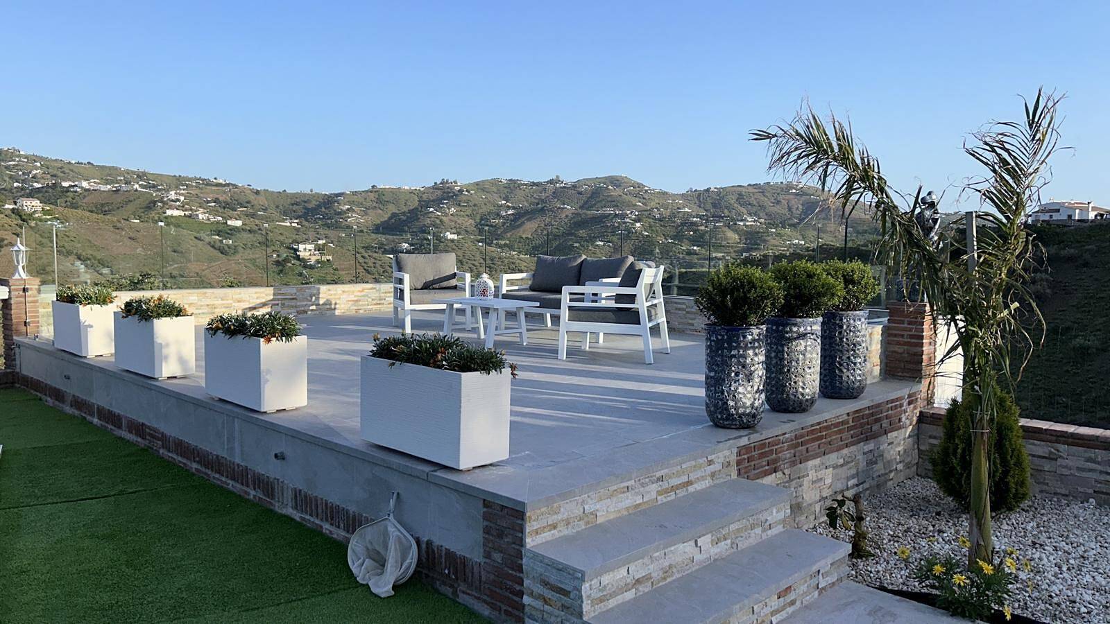 Holiday Home 'Entre Montañas' with Mountain View, Wi-Fi and Air Conditioning in Árchez, Málaga Province