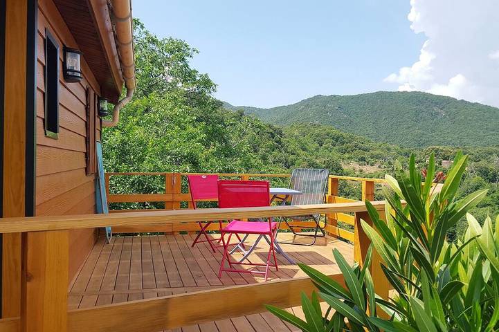 Gîte pour 4 personnes, avec Terrasse et Jardin à Zicavo