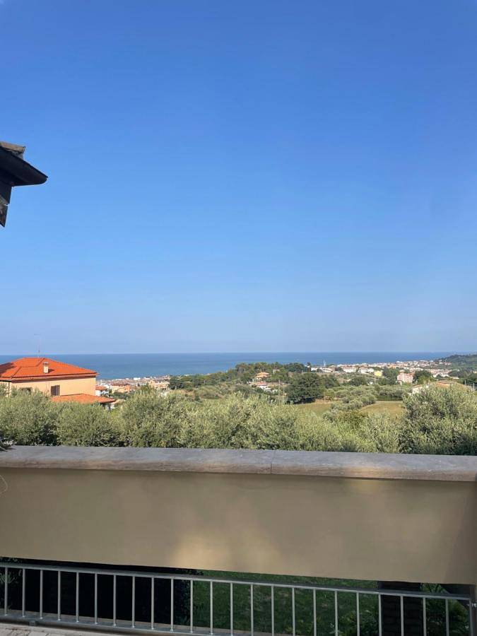 Villa with Sea View in Francavilla al Mare, Chieti Provinz