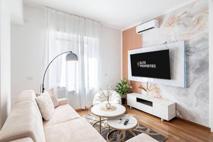 Casa vacanza per 8 persone, con panorama e giardino in Genoa