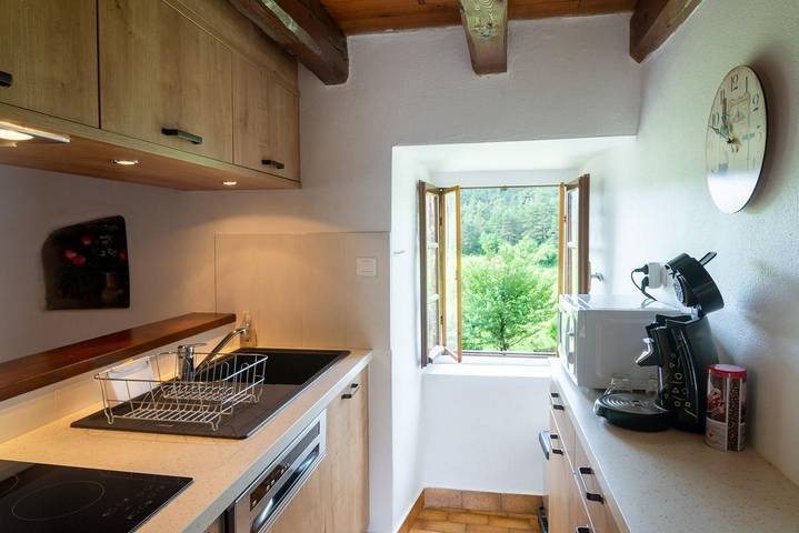 Gîte pour 5 personnes, avec jardin dans les Gorges du Tarn - 2