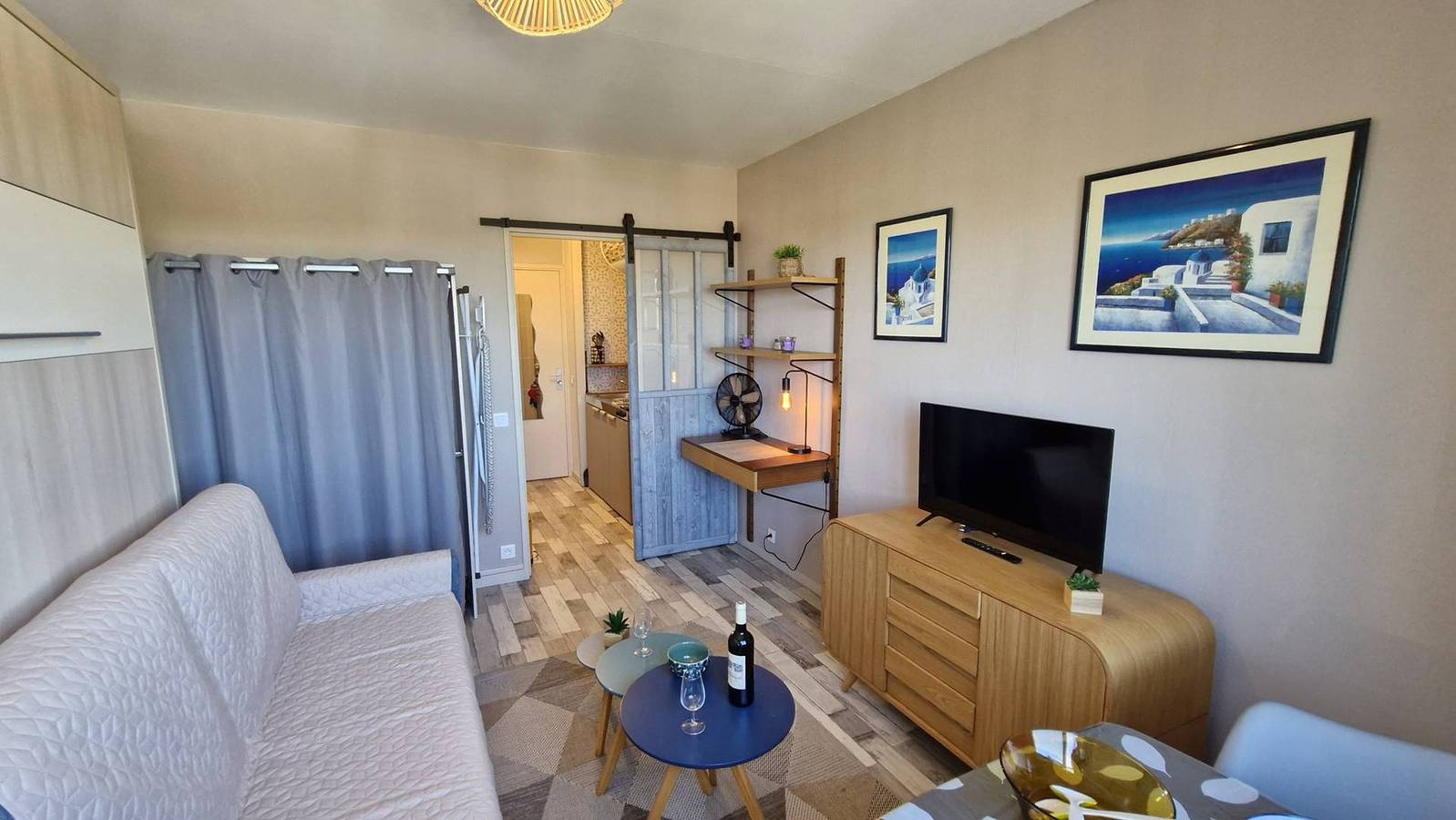 Apartamento entero, Vaux-sur-Mer - Cozy Studio Ideally Located Close to Nauzan Beach in Vaux-sur-Mer, Côte de Beauté
