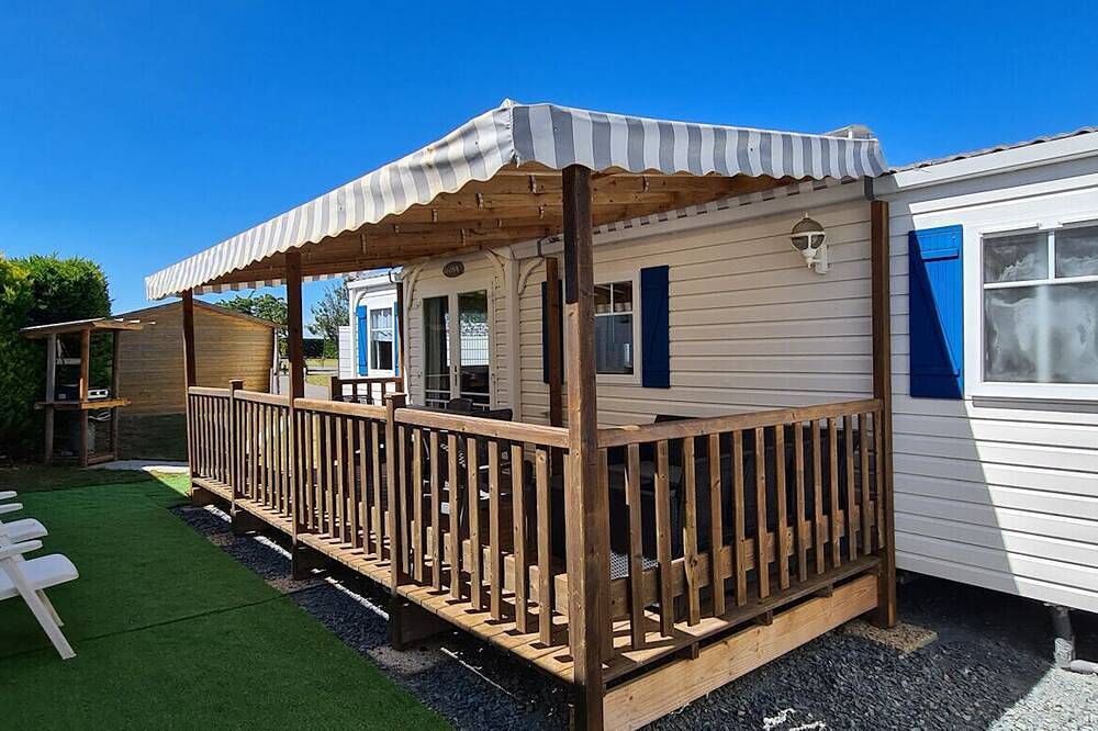 Mobil-home para 4 cerca de Futuroscope con Wi-Fi y aire acondicionado in Neuville-de-Poitou, Vienne