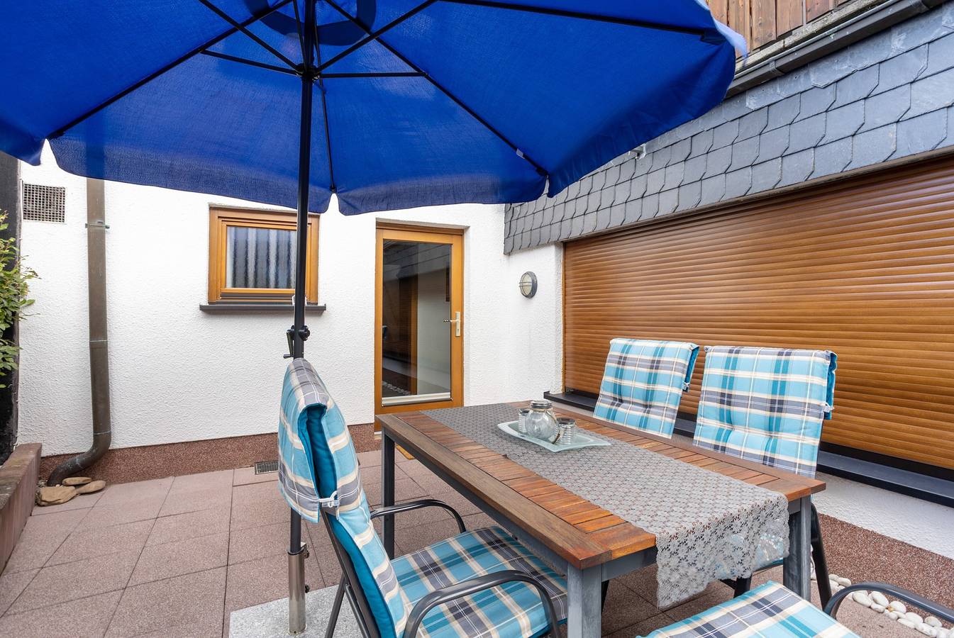 Ganze Wohnung, Ferienwohnung 'Christa' mit Bergblick, privater Terrasse und Wlan in Lennestadt, Sauerland