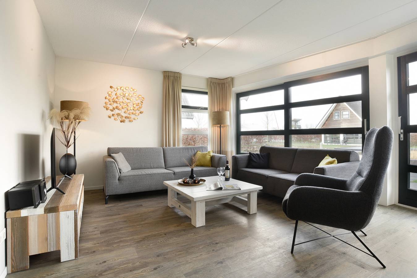 Bungalow für 8 Personen mit Terrasse in Friesland