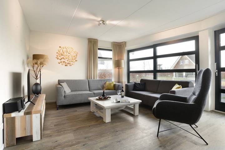 Bungalow für 8 Personen mit Balkon/Terrasse in Friesland