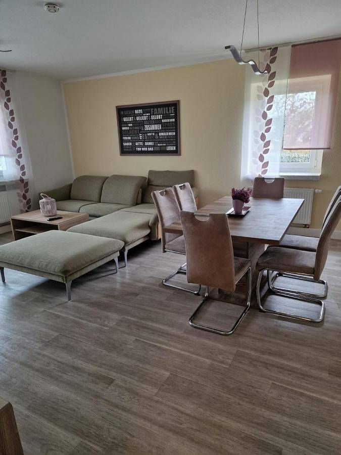 Ferienwohnung für 4 Personen, mit Balkon und Ausblick in Gelenau (Erzgebirge)