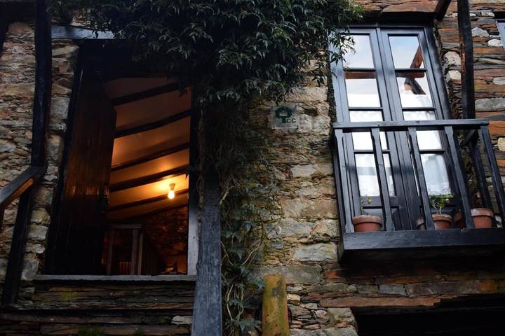 Location de vacances pour 5 personnes, avec vue et jardin dans Góis - 2