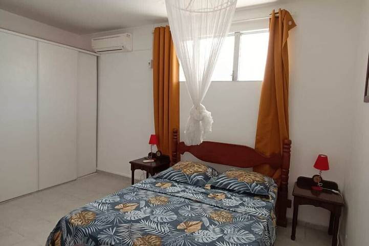 Gîte pour 6 personnes, avec terrasse ainsi que jardin et piscine dans Anse à l'Ane - 3