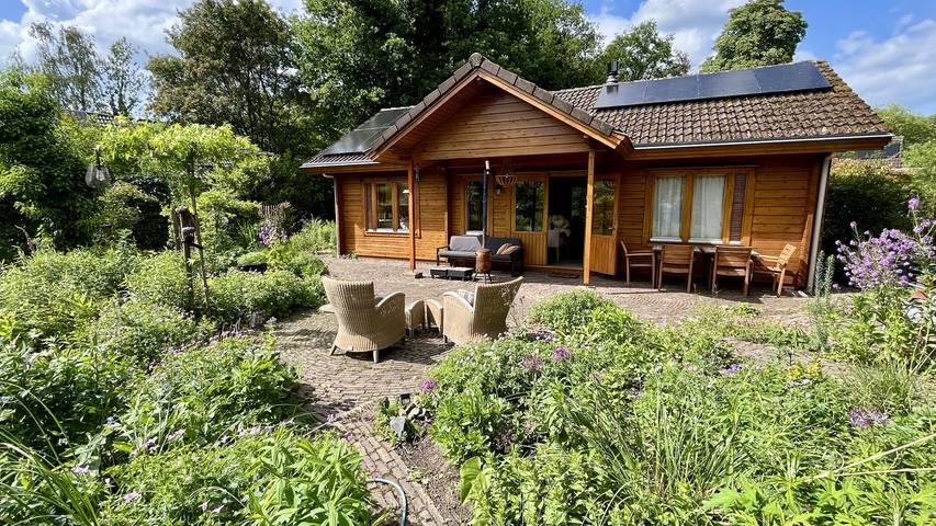 Ferienhaus für 4 Personen, mit Terrasse und Garten in Winterswijk