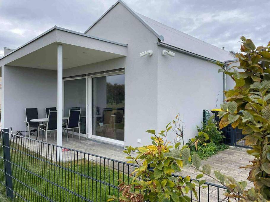 Ganze Wohnung, Wohnung mit Garten Nähe Legoland in Leipheim, Bayerisch Schwaben