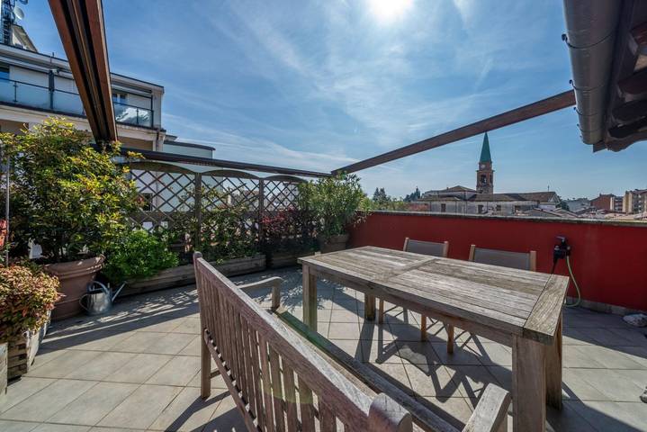 Gîte pour 2 personnes, avec Balcon/Terrasse à Udine