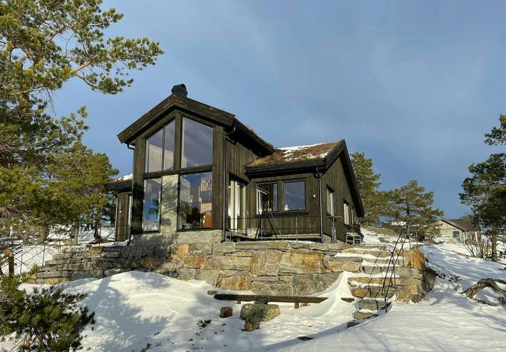 Familienhütte mit Aussicht in Hillestad in Tveitvatnet, Åmli