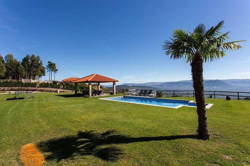 Luxury Villa Private Pool in Ribas, Distrito de Braga