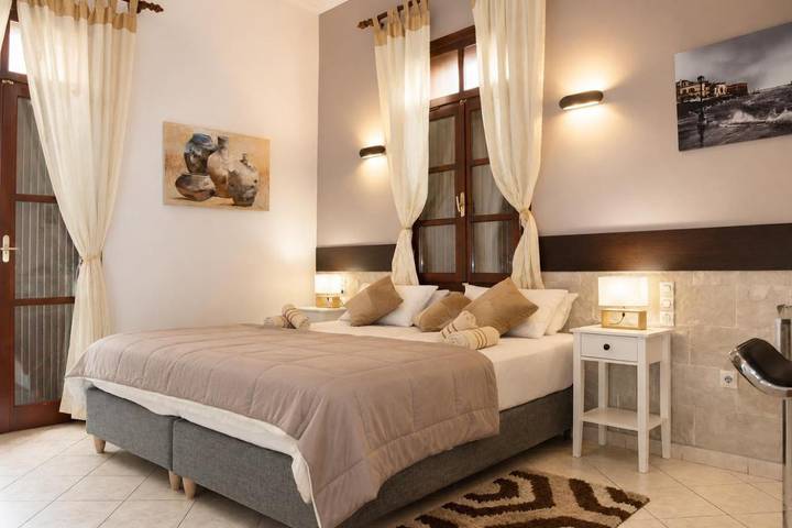 Maison d’hôte pour 2 personnes, avec Terrasse à La Canée - 3