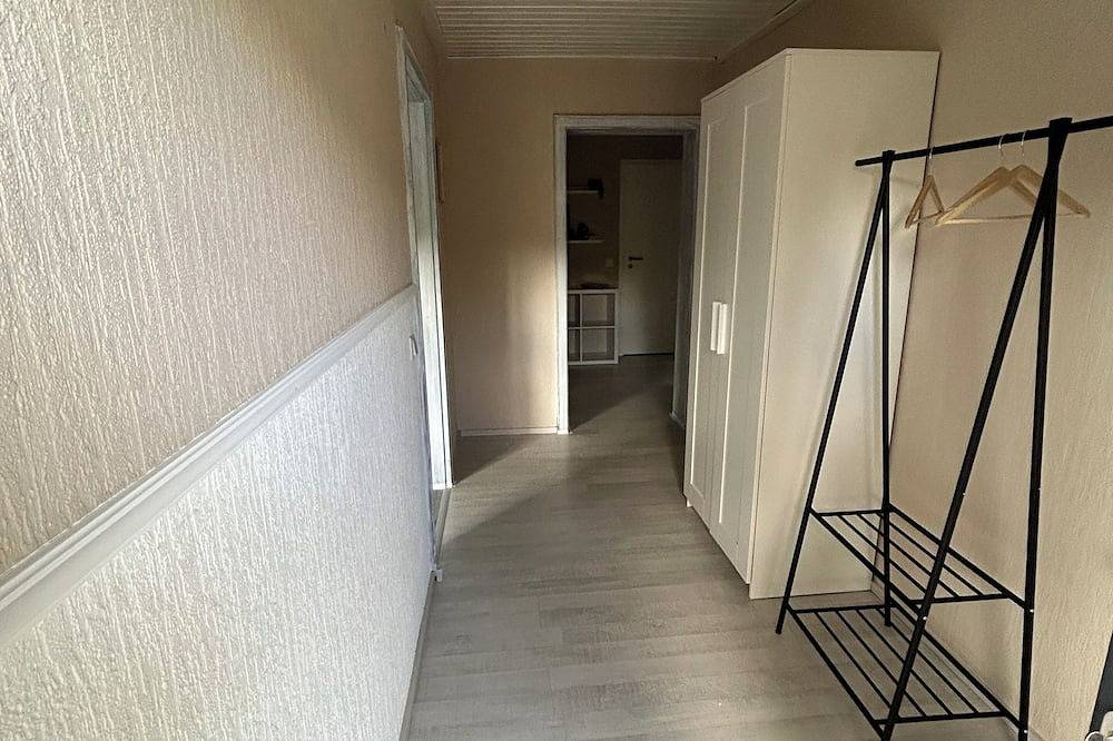 Ganze Wohnung, Gemütliche Ferienwohnung direkt an der Autobahnauffahrt in Freudenberg (Siegerland), Kreis Siegen-Wittgenstein
