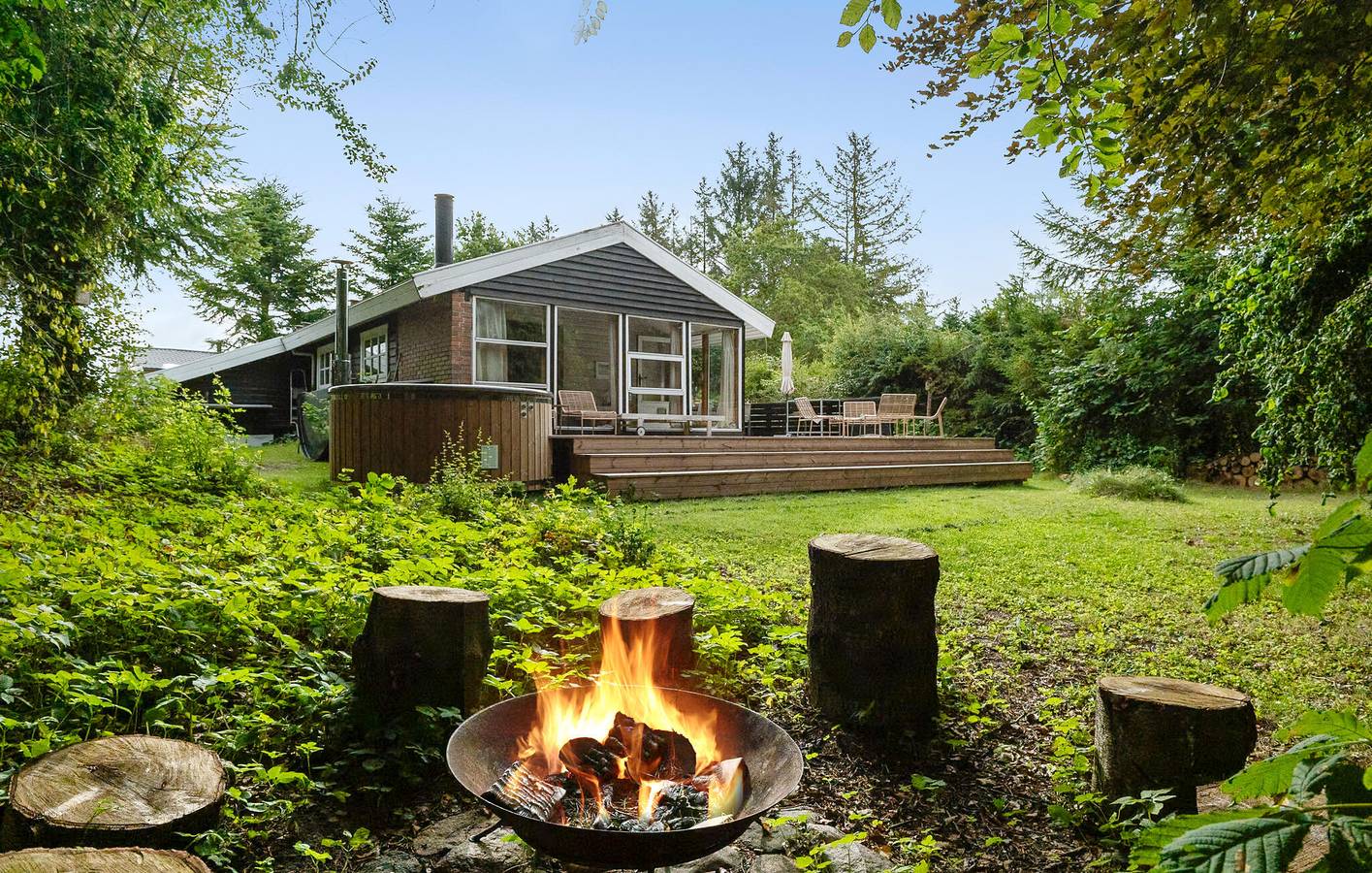 Ferienhaus für 4 Personen mit Terrasse in Hadsund, Himmerland