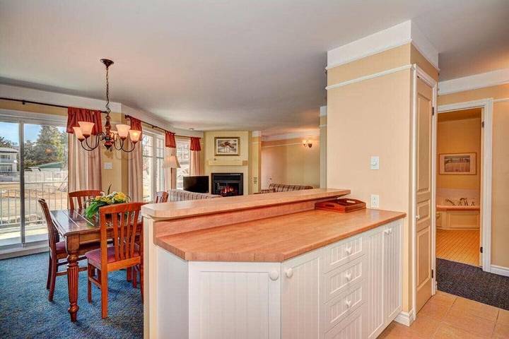 Gîte pour 7 personnes, avec terrasse dans Saint Donat De Montcalm - 4