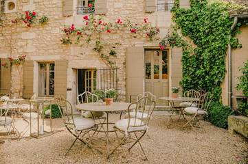 Maison d’hôte pour 2 personnes, avec jardin ainsi que vue et terrasse à Saint-Rémy-de-Provence
