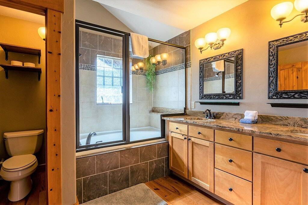 A/C, Hot Tub, Close to everything, Pet friendly! in San Juan National Forest