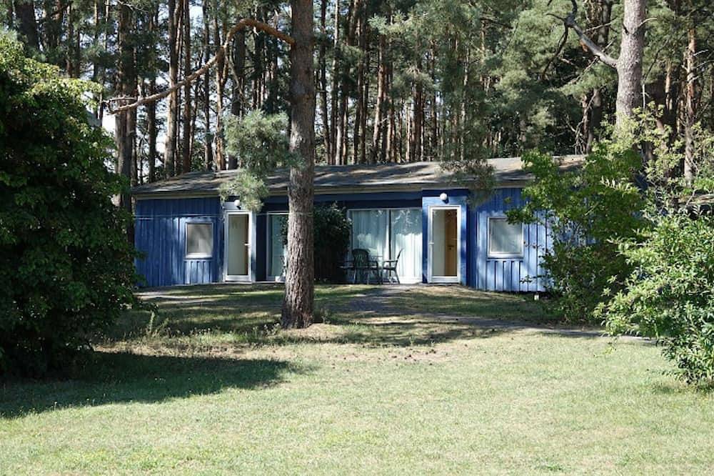 Bungalow C 1 - Feriendorf Silz im Kiefernwald mit eigenem Strandzugang in Silz, Fleesensee