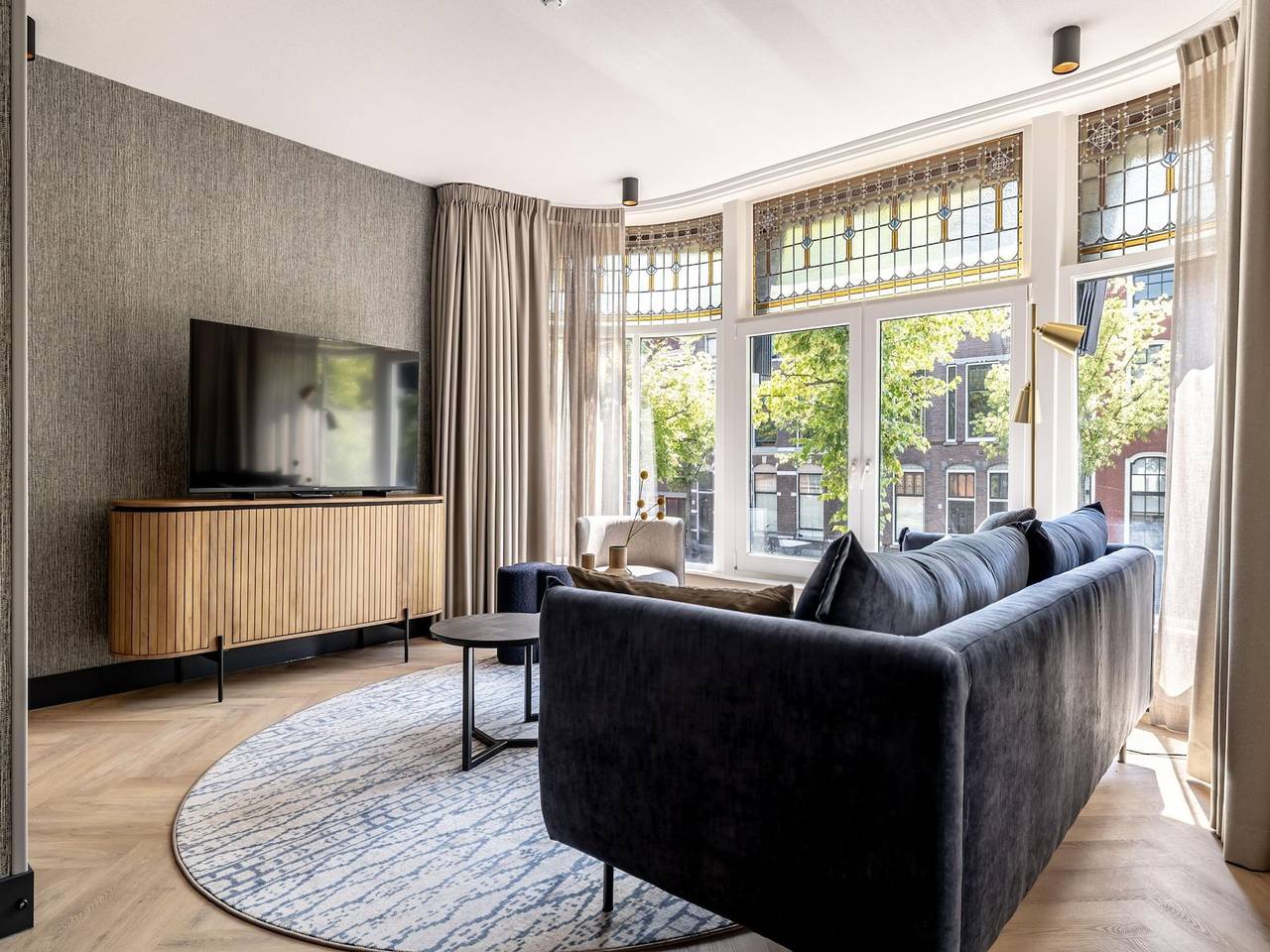 Entire apartment, Beautiful apartment, view of Delft canal. in Delft, Stadsgewest Haaglanden