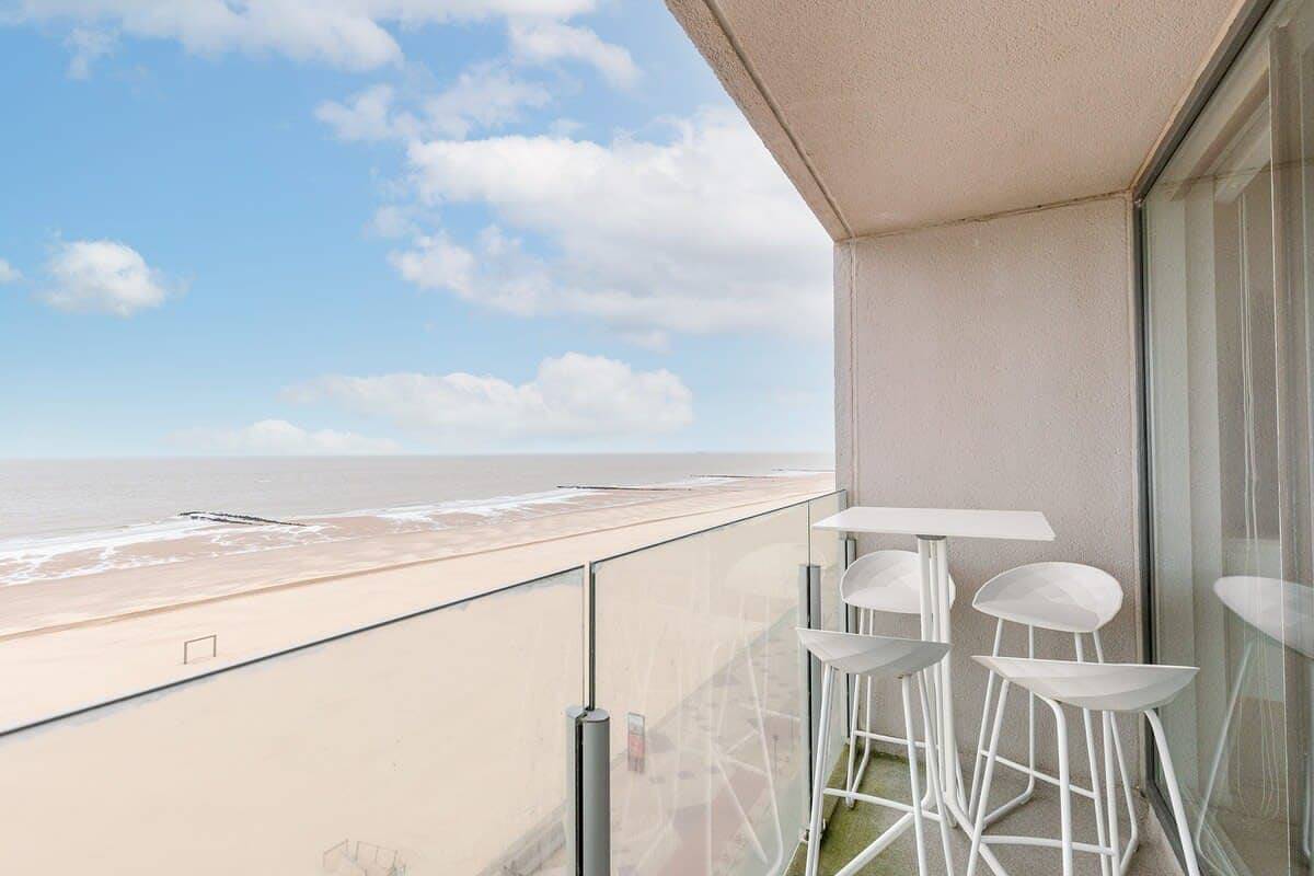 Apartamento entero, Casiola - Cozy modern studio with magnificent sea- in Le Zoute, Knokke-Heist