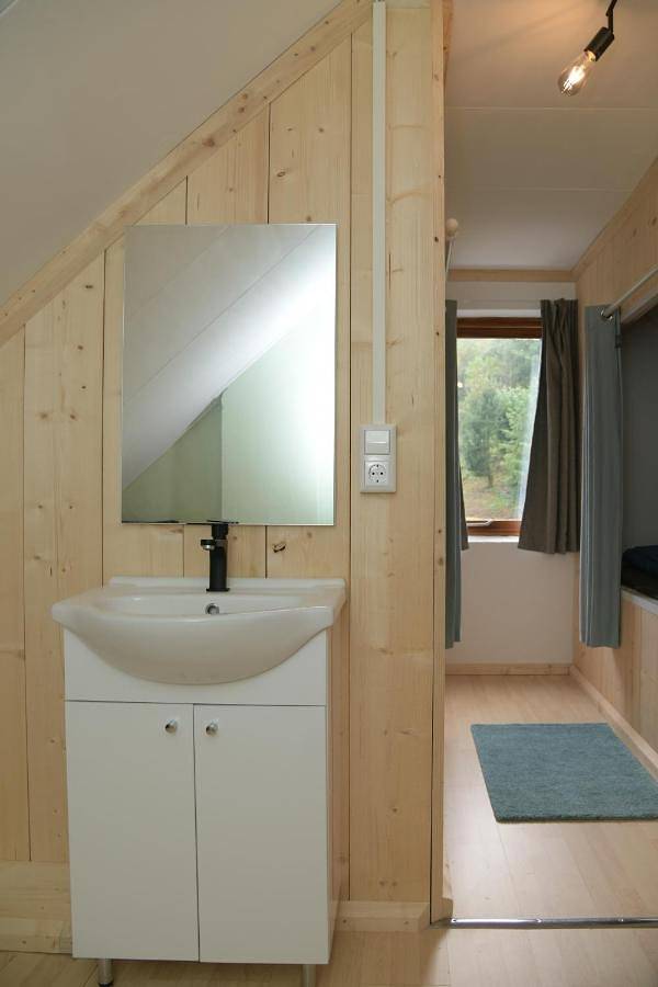 Basic vakantiehuisje op val d'Or in Kiischpelt, Luxemburg
