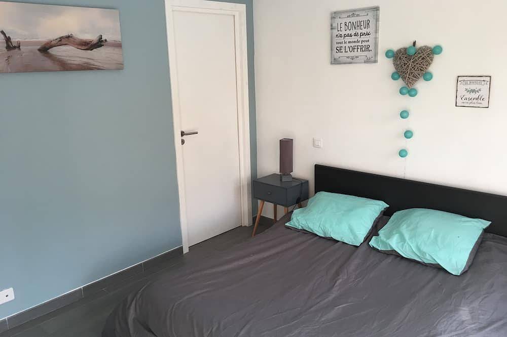 Ökologische Villa, privater beheizter Pool, in der Nähe von Pinarelle Strand, 9 Personen in Pinarellu, Zonza