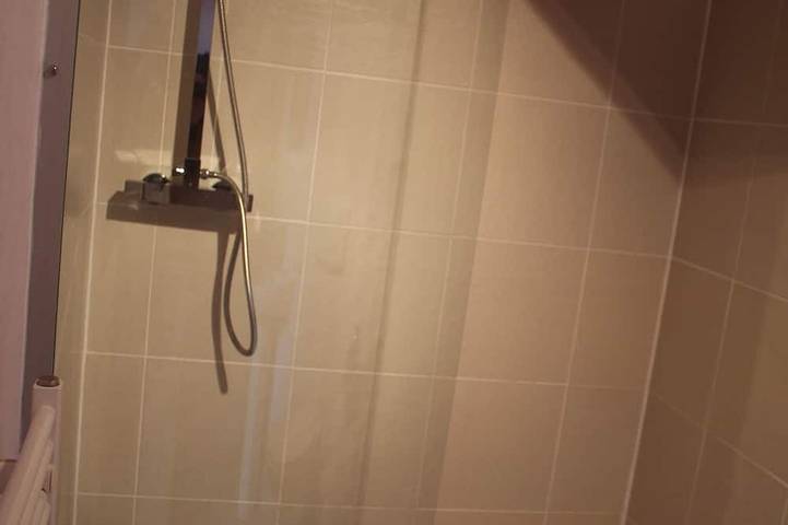 Location de vacances pour 4 personnes, avec piscine ainsi que terrasse et jacuzzi à Néhou - 4