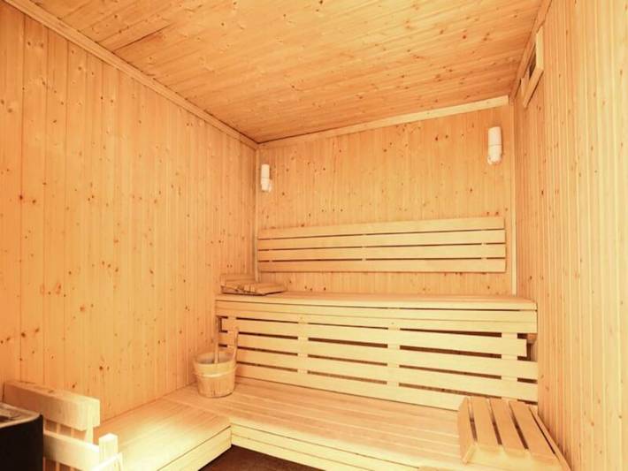 Gîte pour 6 personnes, avec sauna et piscine, animaux acceptés dans Office De Tourisme De Notre Dame De Bellecombe - 4