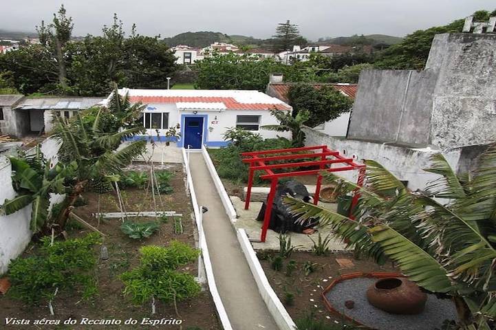 Casa de férias para 2 pessoas, com jardim e terraço em Ponta Delgada