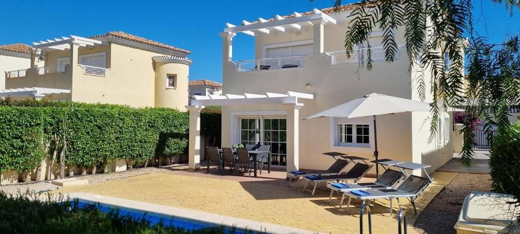 Chalet para 6 personas, con Terraza y Jardín además de Piscina y Vistas en Huerta de Murcia
