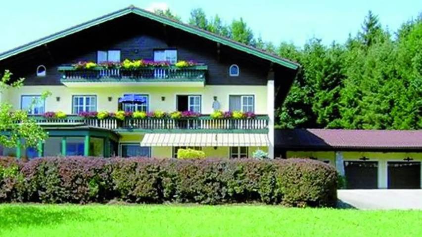Ferienwohnung für 3 Personen, mit Balkon und Garten in Traunviertel