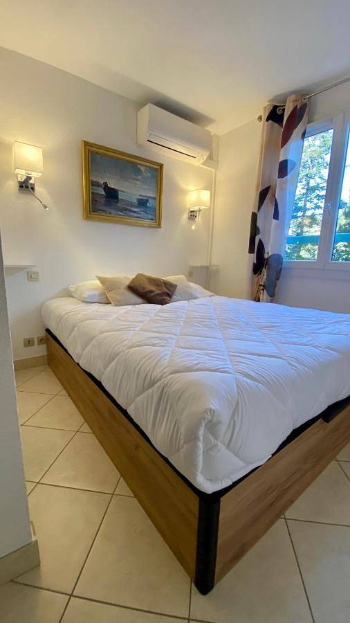 Appartement entier, Apartment with Sea View in Agay, Saint-Raphaël