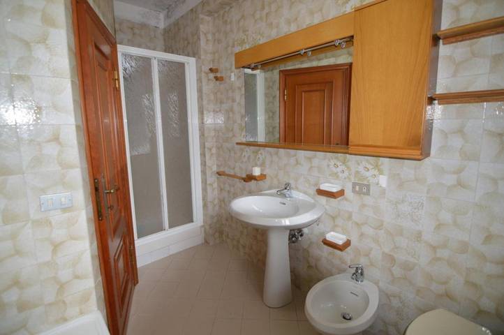 Villa pour 8 personnes, avec Balcon ainsi que Terrasse et Vue à Grosseto - 4