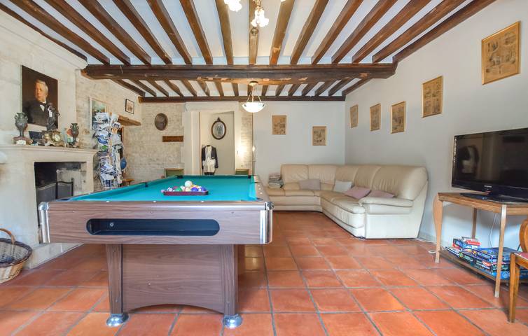 Appartement spacieux de 2 chambres près de Juno Beach, avec Wi-Fi et jardin in Courseulles-sur-Mer, Région de Caen