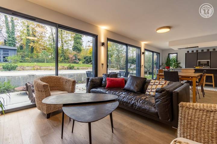 Gîte pour 6 personnes, avec piscine ainsi que jardin et terrasse à Aix-les-Bains - 3