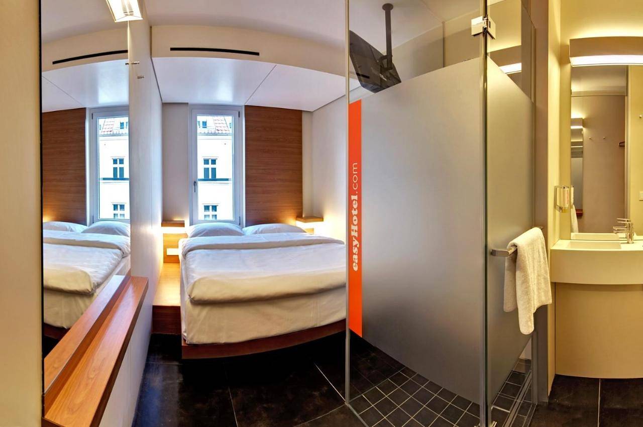 Easyhotel Berlin Hackescher Markt in Mitte Berlin, Berlijn