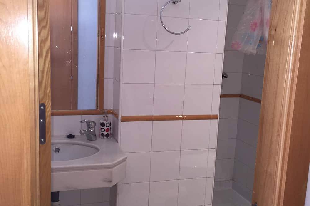 Entire apartment, 5 Beautiful Apartment in Beiro, Granada