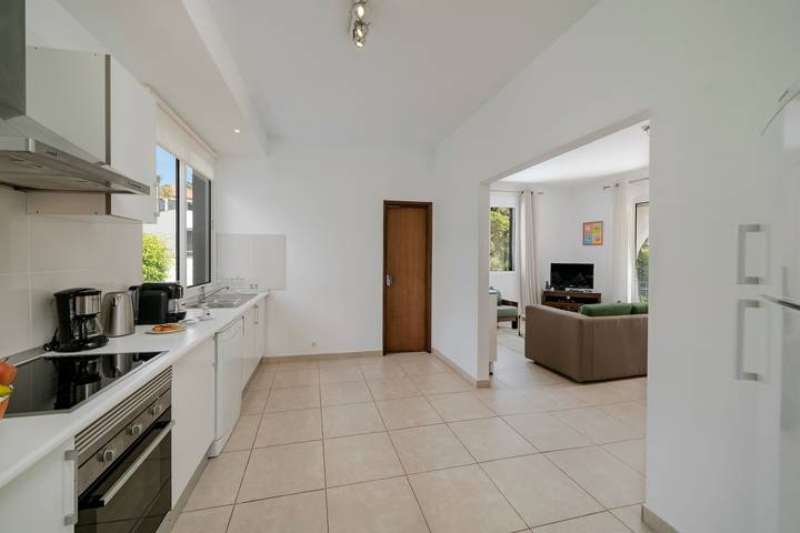 Great family villa, walk to facilities | Amélia in Caniço de Baixo, Caniço