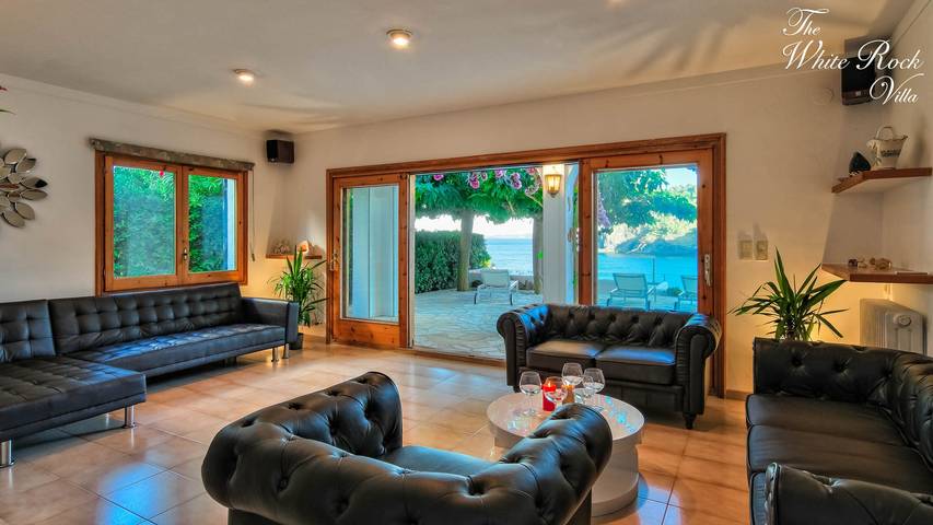 Chalet para 10 personas, con jardín además de piscina y vistas al mar en Provincia de Gerona - 2