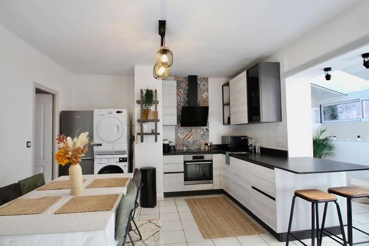 Gîte pour 4 personnes dans Tour De La Lanterne La Rochelle - 2