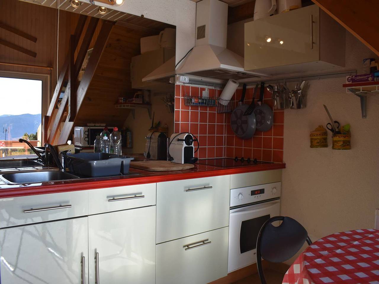 Entire studio, Bright studio with mezzanine for 4 guests in Font-Romeu in Font-Romeu-Odeillo-Via, Parc naturel régional des Pyrénées catalanes